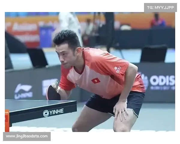 黄镇廷直板横打技惊四座，老将证明传统未过时